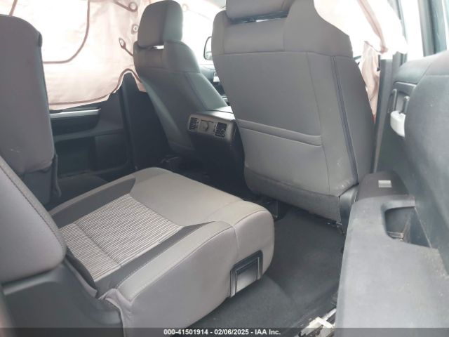 5TFDW5F18FX475571 Toyota Tundra Sr5 5.7l V8
