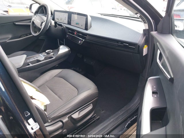 KIA EV6 LIGHT 2024 KNDC34LB8R5210838 Image 5