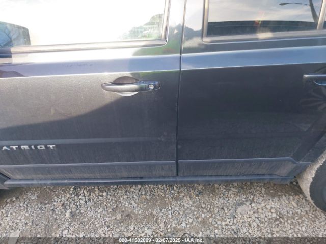1C4NJPBB5GD561310 Jeep Patriot Sport