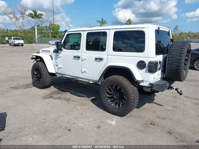 1C4HJXEN7LW213459 Jeep Wrangler Unlimited Sahara 4x4