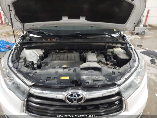 5TDBKRFH6FS176240 Toyota Highlander Le Plus V6