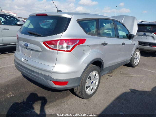 Ford ESCAPE S 2014 1FMCU0F73EUA22494 Image 4