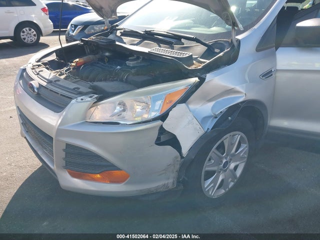 Ford ESCAPE S 2014 1FMCU0F73EUA22494 Image 6