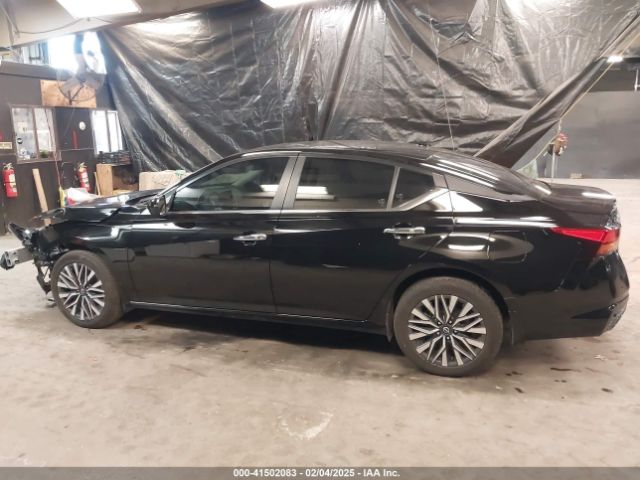 1N4BL4DW7PN398803 Nissan Altima Sv Intelligent Awd