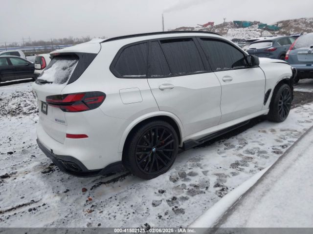 5UX33EU03S9X72579 BMW X5 M60i