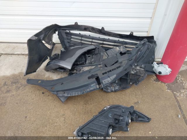 4T1BF1FK3HU374219 Toyota CAMRY LE