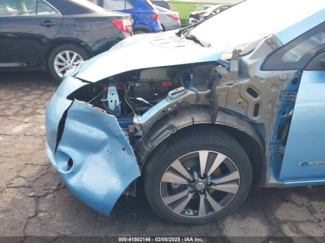 1N4AZ0CP0FC317325 Nissan Leaf Sl