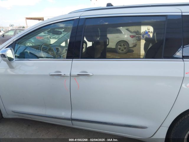 2C4RC1GGXLR276588 Chrysler Pacifica Limited