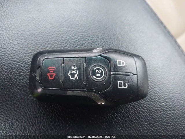 1FM5K7DH6GGA34675 Ford EXPLORER XLT