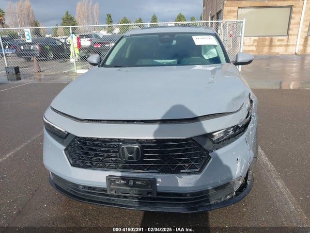 1HGCY2F81PA023243 Honda Accord Hybrid Touring
