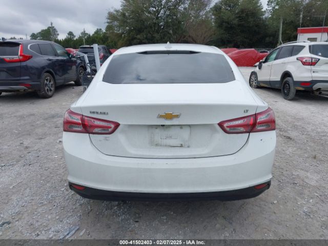 1G1ZD5ST4NF110188 Chevrolet Malibu Fwd Lt