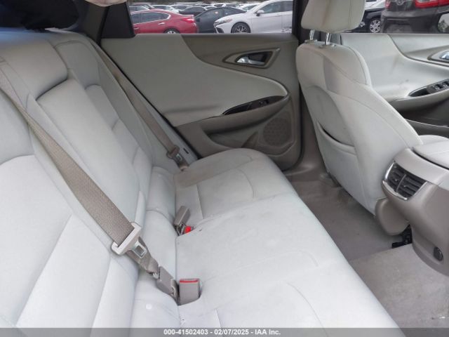 1G1ZD5ST4NF110188 Chevrolet Malibu Fwd Lt