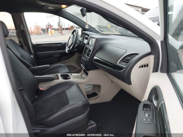 2C4RDGCG7KR712530 Dodge Grand Caravan Sxt