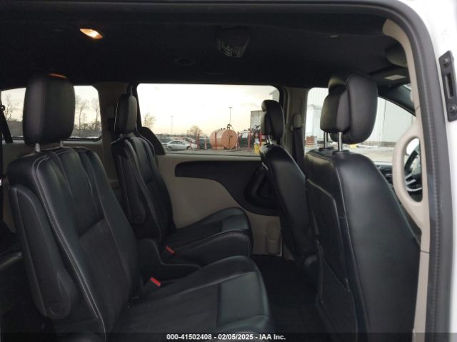 2C4RDGCG7KR712530 Dodge Grand Caravan Sxt