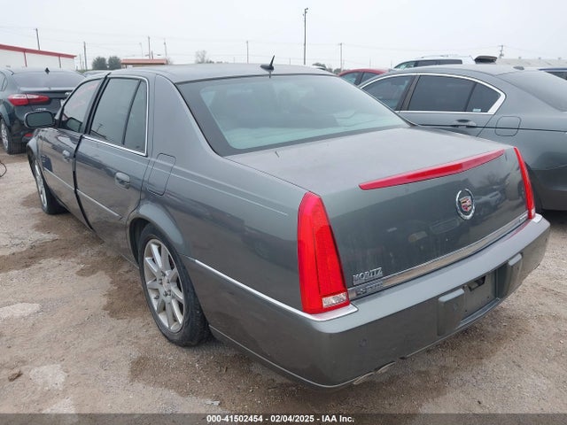 2006 CADILLAC DTS 1G6KD57916U118044 Photo 2