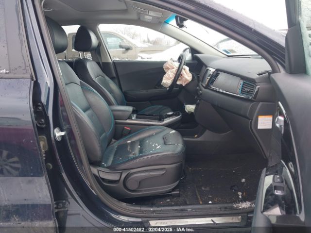 2019 KIA NIRO EV KNDCE3LG2K5019941 Photo 4