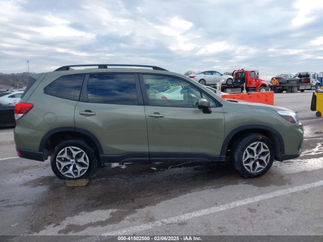 JF2SKAEC2KH462173 Subaru Forester Premium