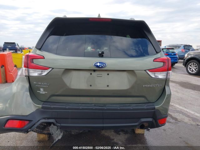 JF2SKAEC2KH462173 Subaru Forester Premium