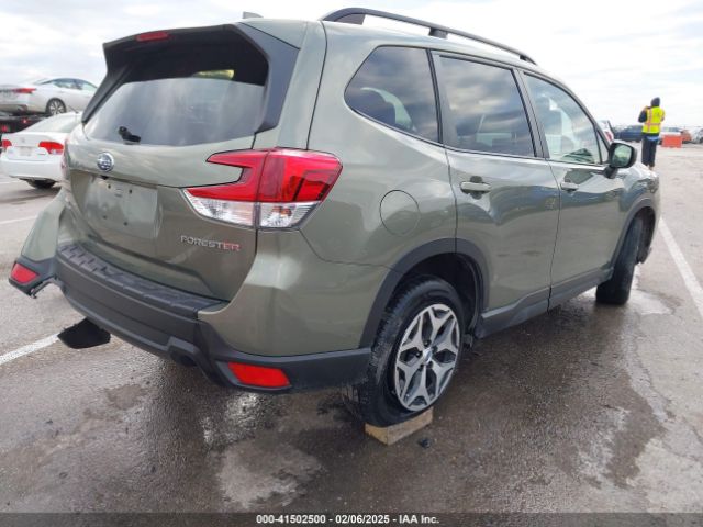 JF2SKAEC2KH462173 Subaru Forester Premium