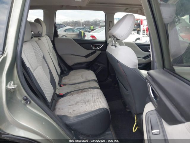 JF2SKAEC2KH462173 Subaru Forester Premium
