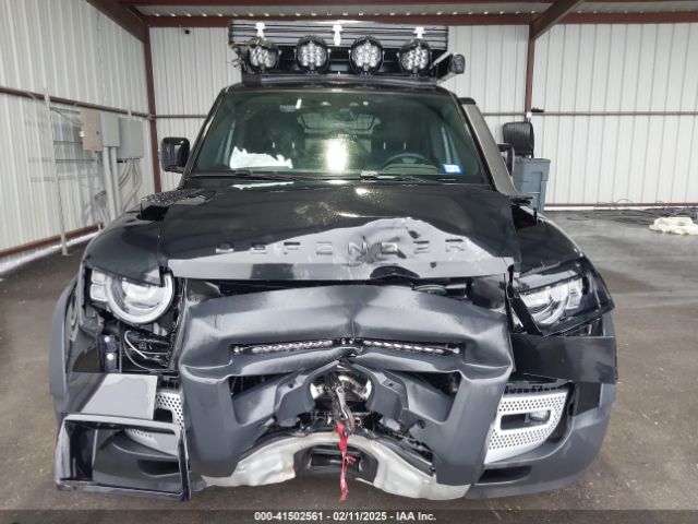 SALEJ7EX6P2137517 Land Rover Defender 110 S