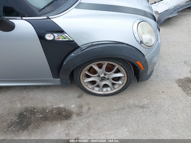 2007 MINI COOPER S WMWMF73507TT83735 Photo 5