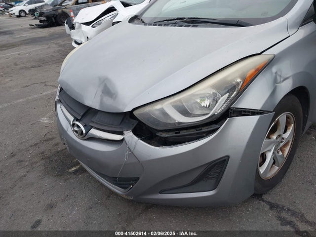 5NPDH4AEXFH577223 Hyundai ELANTRA SE