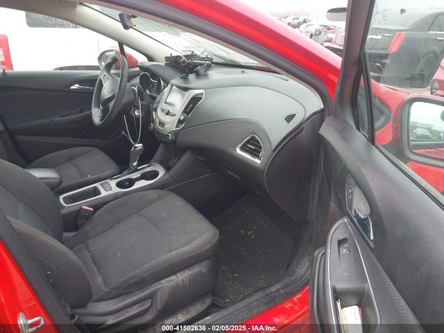 1G1BC5SM3J7196885 Chevrolet Cruze Ls Auto
