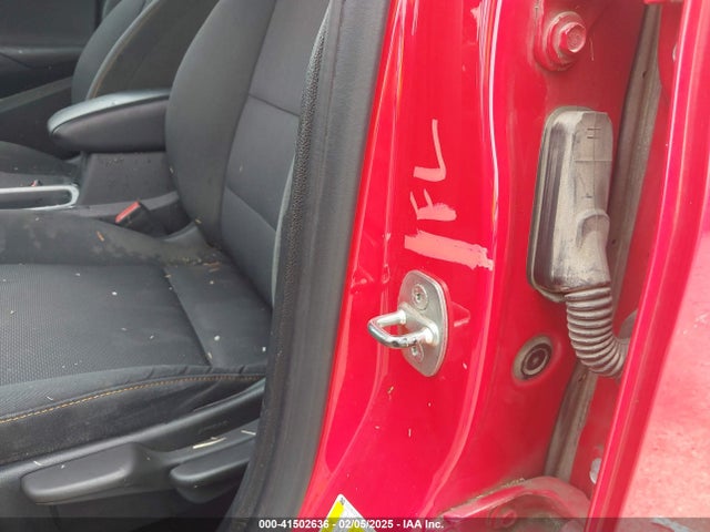 1G1BC5SM3J7196885 Chevrolet Cruze Ls Auto