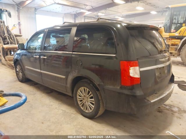 2015 CHRYSLER TOWN & COUNTRY 2C4RC1CG3FR726639 Photo 2