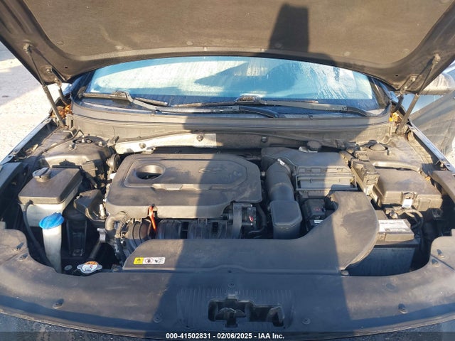 Hyundai SONATA SE 2015 5NPE24AF2FH201825 Image 10