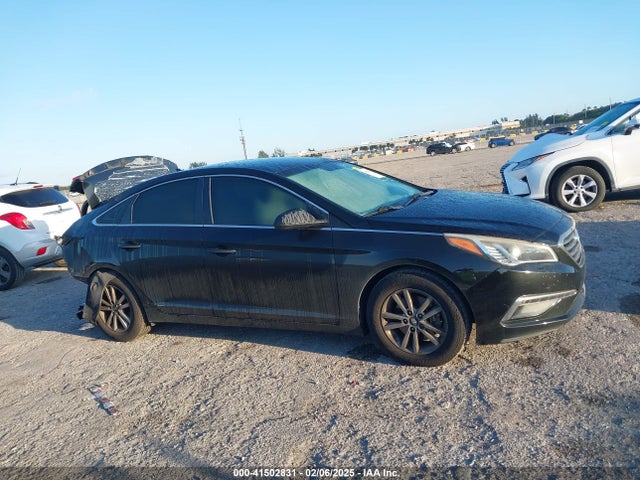 Hyundai SONATA SE 2015 5NPE24AF2FH201825 Image 13