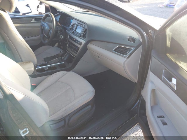 Hyundai SONATA SE 2015 5NPE24AF2FH201825 Image 5