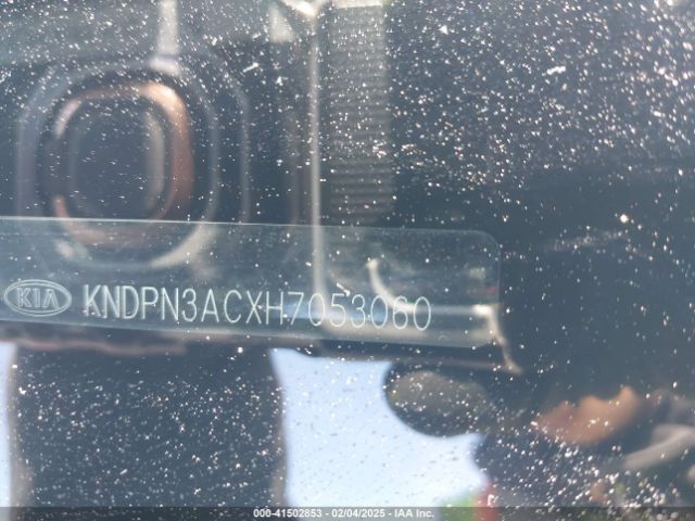KNDPN3ACXH7053060 KIA Sportage Ex