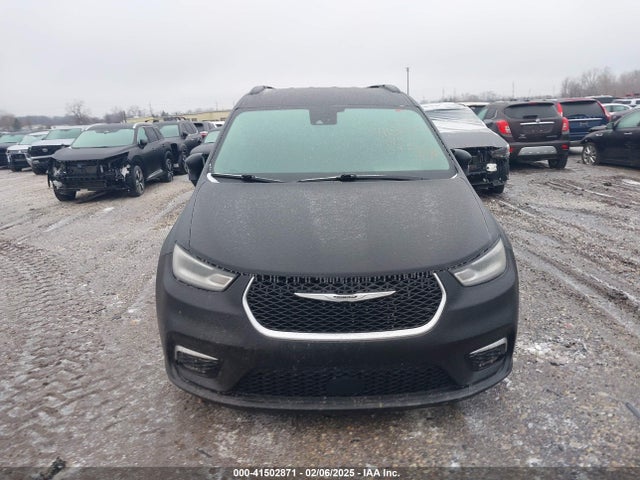 Chrysler Pacifica Touring L 2022 2C4RC1BG8NR155908 Image 11