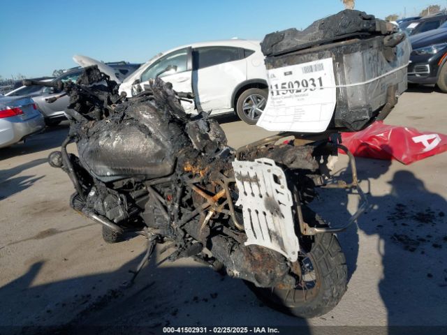2023 BMW R 1250 WB10M1303P6H07784 Photo 2