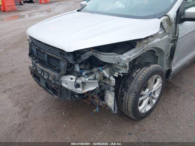 1FMCU9HDXJUA05953 Ford ESCAPE SEL