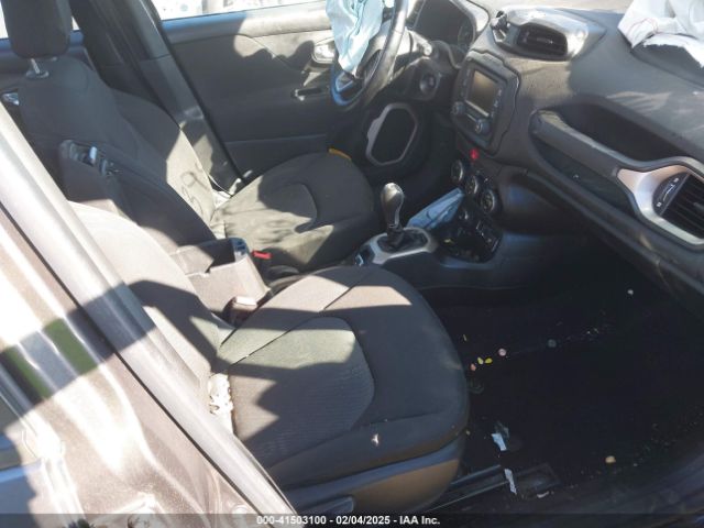 ZACCJBBT9GPC52394 Jeep Renegade Latitude