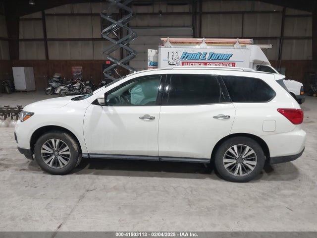 5N1DR2MM5HC665921 Nissan Pathfinder Sv