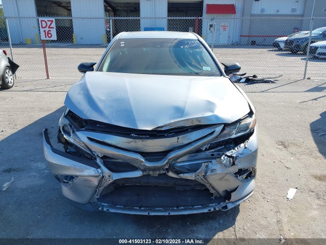 4T1B11HK7JU099875 Toyota CAMRY SE