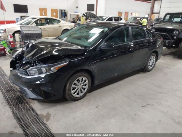 3KPF24AD3RE812233 KIA FORTE LX