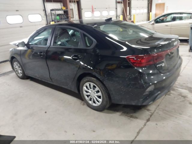 3KPF24AD3RE812233 KIA FORTE LX