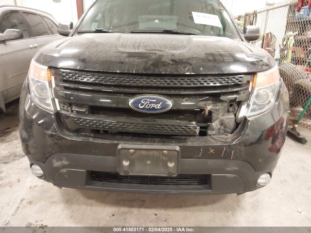 Ford Police Interceptor 2015 1FM5K8AR9FGC26867 Image 6