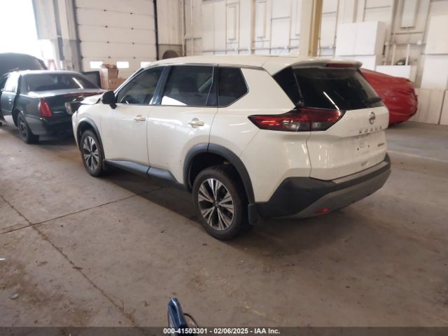 5N1AT3BBXMC775532 Nissan Rogue Sv Intelligent Awd