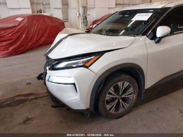 5N1AT3BBXMC775532 Nissan Rogue Sv Intelligent Awd