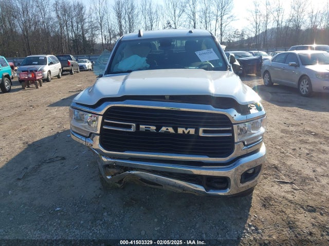 3C6UR5DLXKG669438 RAM 2500 Big Horn  4x4 6'4 Box
