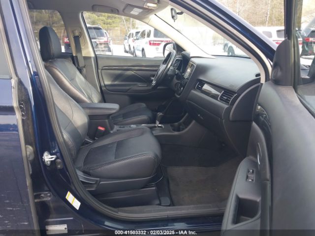 2016 MITSUBISHI OUTLANDER JA4AZ3A38GZ012000 Photo 4