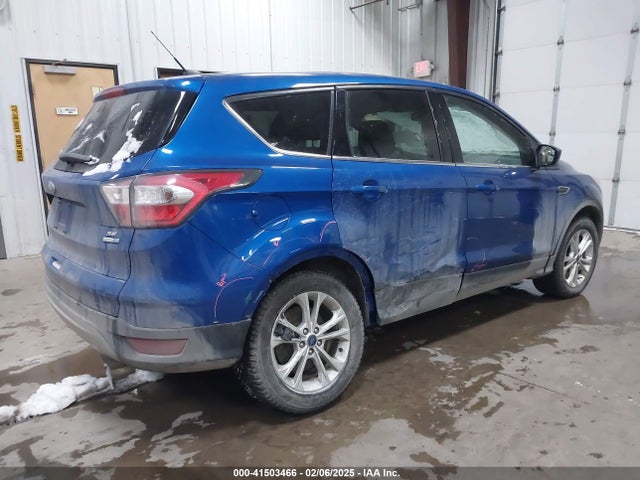 1FMCU9GD9HUA39085 Ford ESCAPE SE