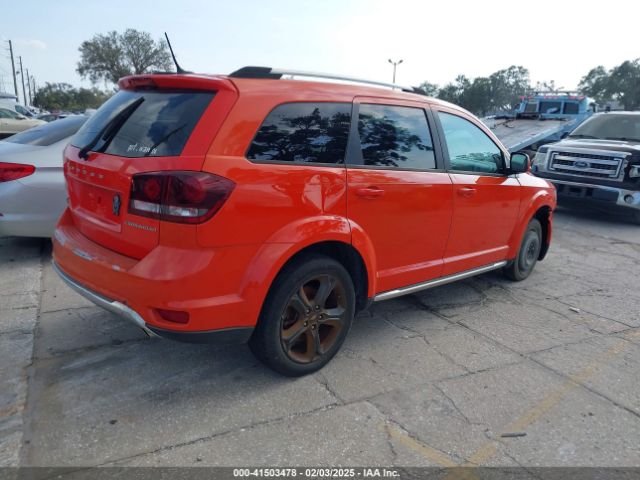 3C4PDDGGXJT371054 Dodge Journey Crossroad Awd
