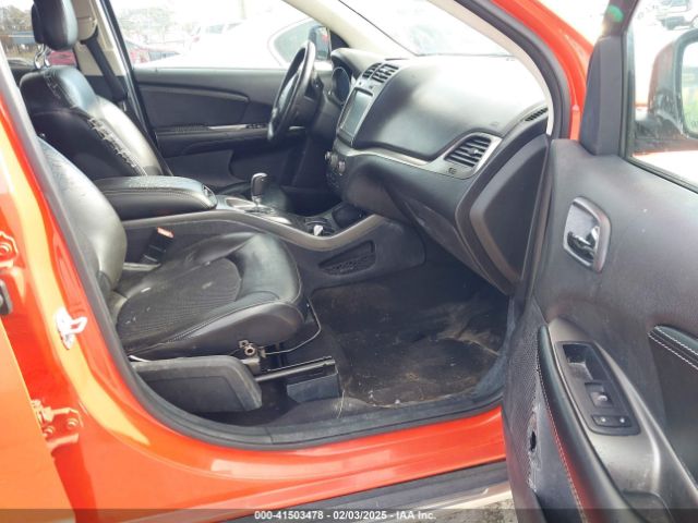 3C4PDDGGXJT371054 Dodge Journey Crossroad Awd